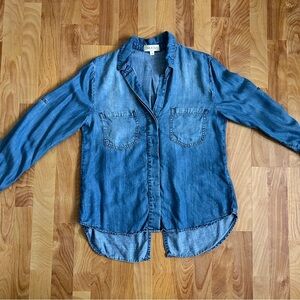 Cloth & Stone Blue Chambray Lyoce Shirt Split Back sz M